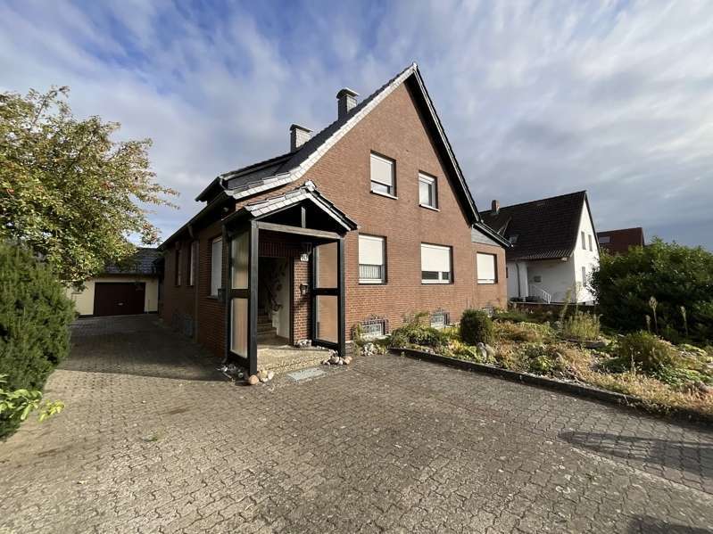 Haus zum Kaufen in Wendeburg 420.000 € 148 m² 5 zimmer