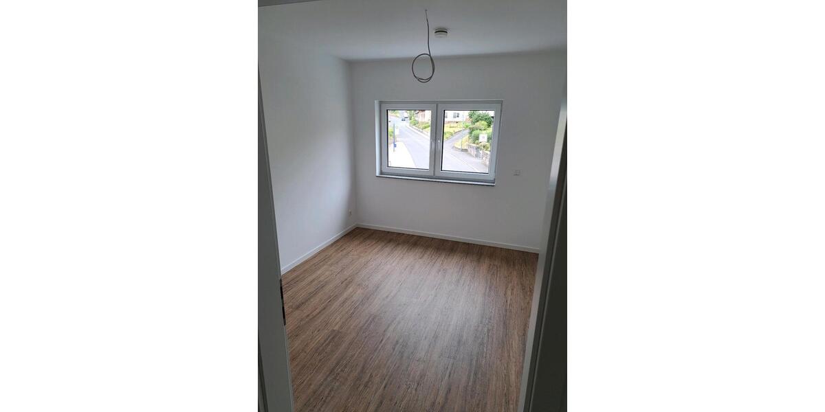 Erdgeschoßwohnung Neuhof - 3 Zimmer, 78 m&sup2;, 890&euro; | Angebot:26299957