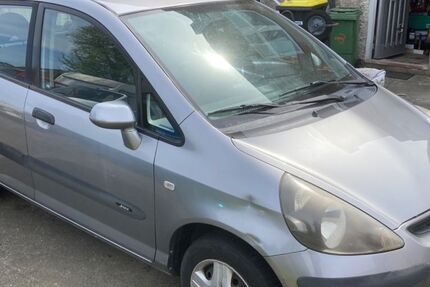 Honda Jazz 376.000 km 700 &euro; Burg (Dithmarsschen 25712