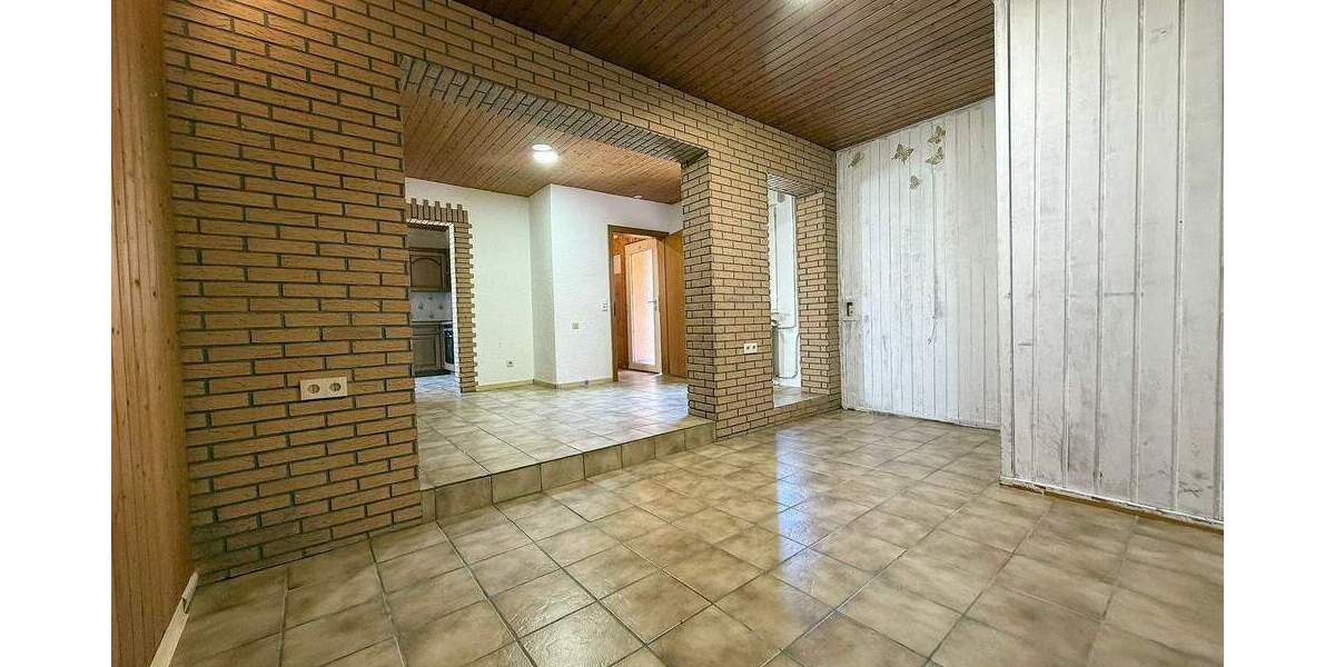 Einfamilienhaus Mendig - 4 Zimmer, 135 m&sup2;, 200.000&euro; | Angebot:25747875