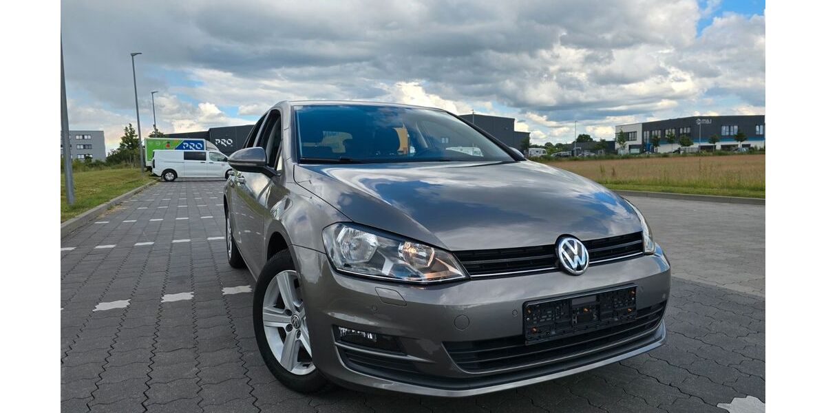 VW Golf 110.000 km 10.990 &euro; Ahrensburg 22926