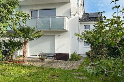Modernes, familienfreundliches Haus mit Garten & PV-Anlag zimmer