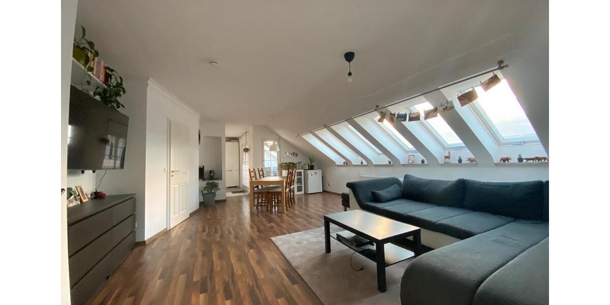 Dachgeschoßwohnung Niedenstein - 2 Zimmer, 128 m&sup2;, 244.870&euro; | Angebot:25414020