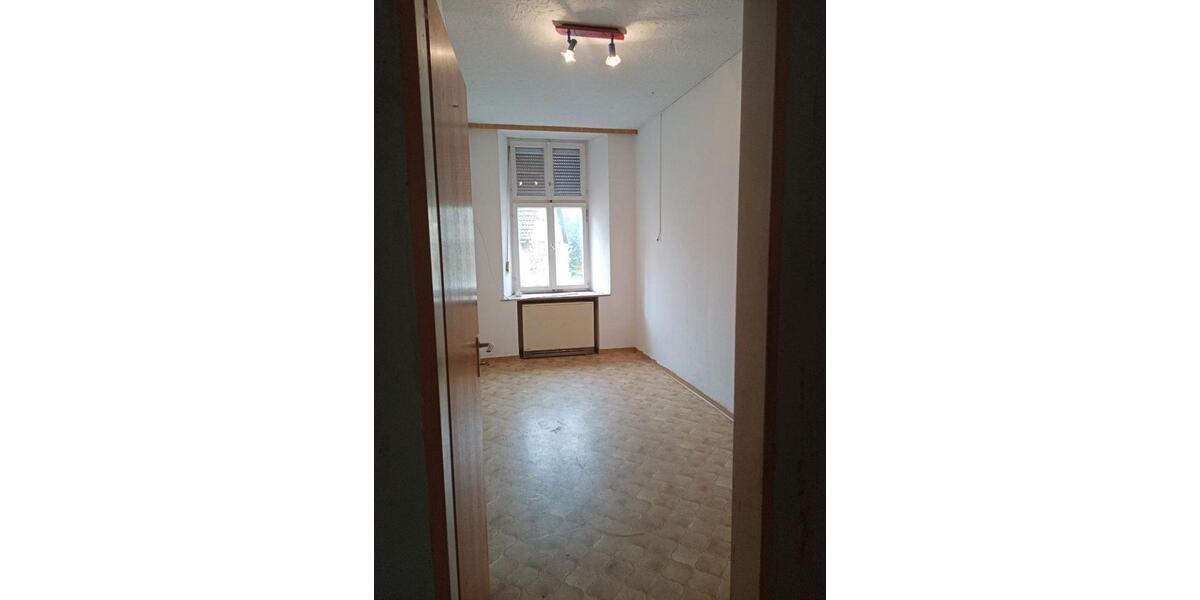 Etagenwohnung Odenbach - 6 Zimmer, 120 m&sup2;, 39.999&euro; | Angebot:27111083