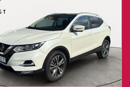 Nissan Qashqai 83.000 km 17.990 &euro; Wächtersbach 63607