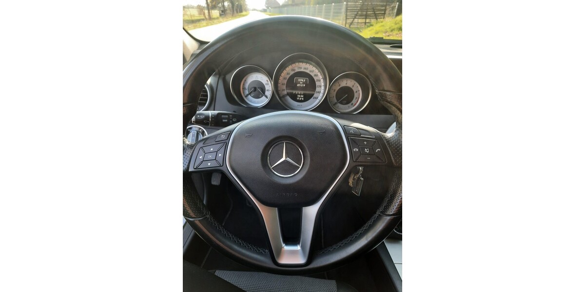 Mercedes-Benz C 180 T 222.000 km 9.000 &euro; Havelberg 39539