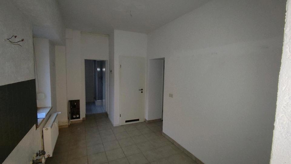 Erdgeschoßwohnung Bernburg (Saale) - 2 Zimmer, 40 m&sup2;, 265&euro; | Angebot:25570880
