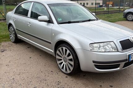 Skoda Superb 217.000 km 2.500 &euro; Leutenberg 07338