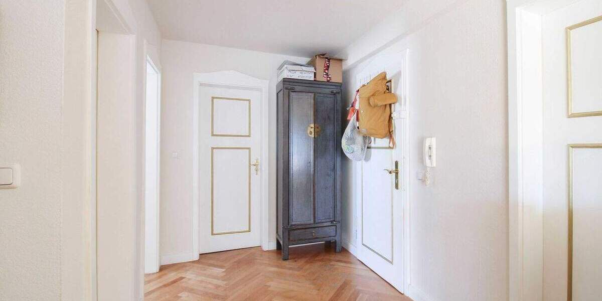 Etagenwohnung Bad Homburg vor der Höhe Bad Homburg - 3 Zimmer, 83 m&sup2;, 399.000&euro; | Angebot:24846081