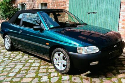 Ford Escort 100.300 km 1.999 &euro; Groppendorf 39343