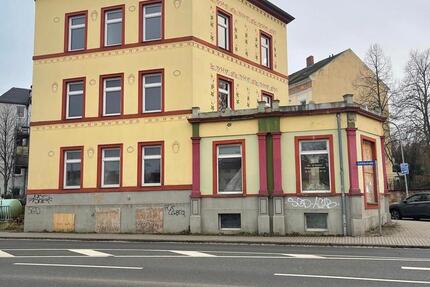 Zum Verkauf steht ein Mehrfamilienhaus zimmer