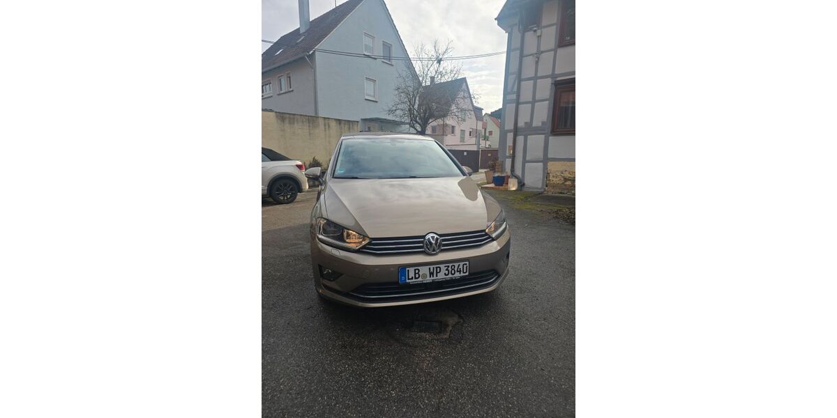 VW Golf Sportsvan 64.200 km 16.950 &euro; Kornwestheim 70806