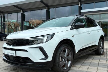 Opel Grandland (X) 10.685 km 22.980 &euro; Amberg 92224