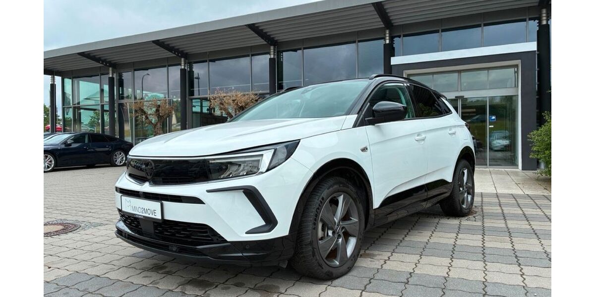 Opel Grandland (X) 10.685 km 22.980 &euro; Amberg 92224