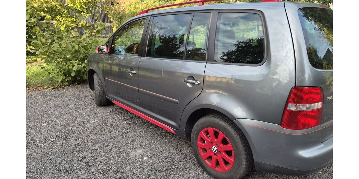 VW Touran 156.000 km 3.000 &euro; Weißwasser 02943