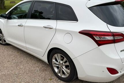 Hyundai i30 140.900 km 8.600 &euro; Schwetzingen 68723