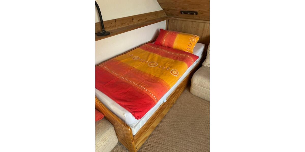 Dachgeschoßwohnung Heroldsberg - 1 Zimmer, 38 m&sup2;, 420&euro; | Angebot:25376404