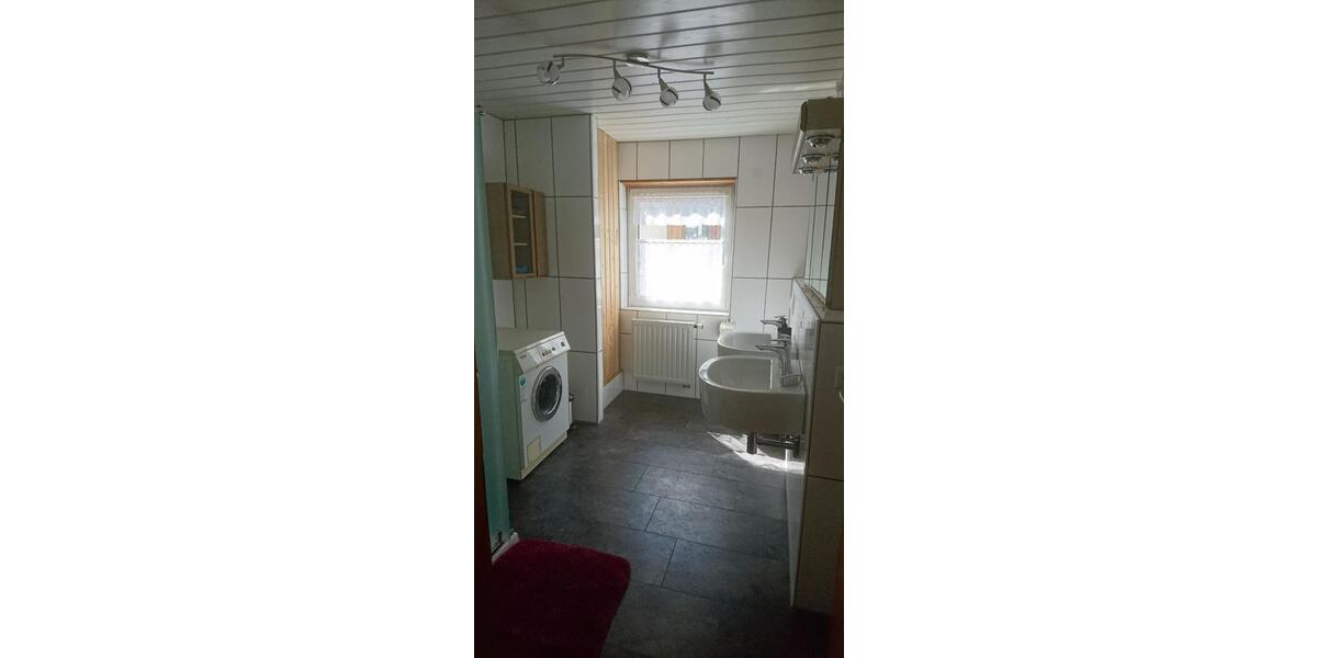 Einfamilienhaus Gemünden am Main - 4.5 Zimmer, 93 m&sup2;, 220.000&euro; | Angebot:26846673