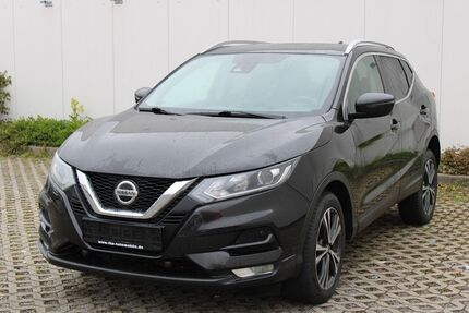 Nissan Qashqai 169.500 km 15.499 &euro; Stuttgart ( Korntal Münchingen ) 70825