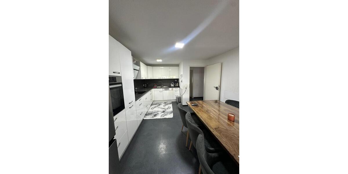 Erdgeschoßwohnung Bad Buchau - 4.5 Zimmer, 90 m&sup2;, 199.000&euro; | Angebot:25992138