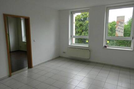 Sofort beziehbare 3-Zimmer-Wohnung mit Gartennutzung in ruhiger Lage am ehemaligen Landesgartenschaugelände.