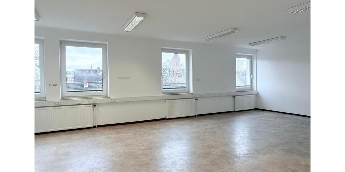 ⭐ Hochwertige Gewerbefläche in zentraler Lage von Papenburg ⭐ zimmer