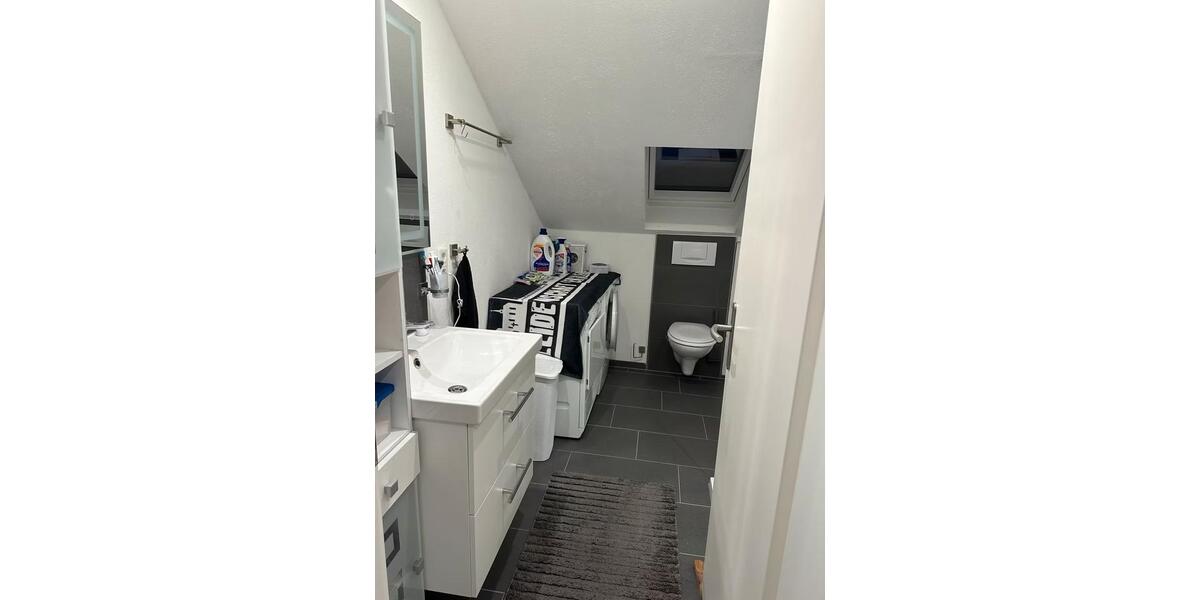 Dachgeschoßwohnung Meschede - 2 Zimmer, 67 m&sup2;, 470&euro; | Angebot:26038722