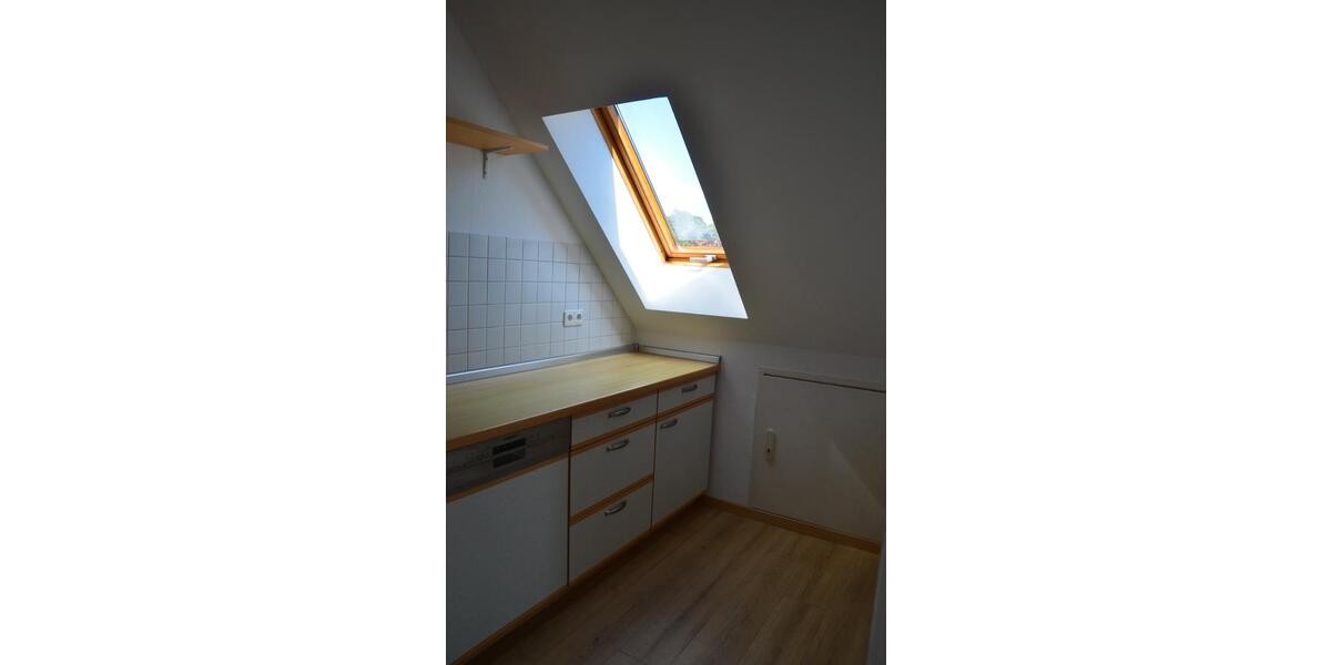 Dachgeschoßwohnung Freilassing - 2 Zimmer, 63 m&sup2;, 285.000&euro; | Angebot:27116817