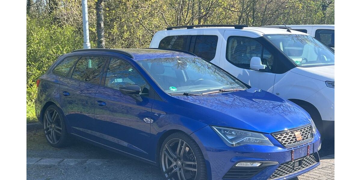 Seat Leon 83.200 km 19.900 &euro; Leipzig 04347