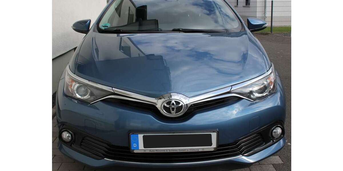 Toyota Auris 189.000 km 9.500 &euro; Erlensee, Stadt 63526
