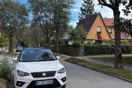 Seat Arona 79.780 km 11.800 &euro; München 81245