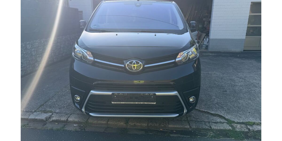 Toyota Proace (Verso) 16.355 km 39.999 &euro; Kirn 55606