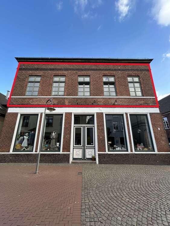 Wohnung zum Mieten in Brake 850 € 113 m²