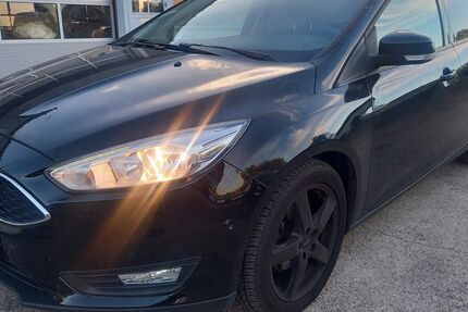 Ford Focus 131.000 km 3.990 &euro; Ettlingen 76275