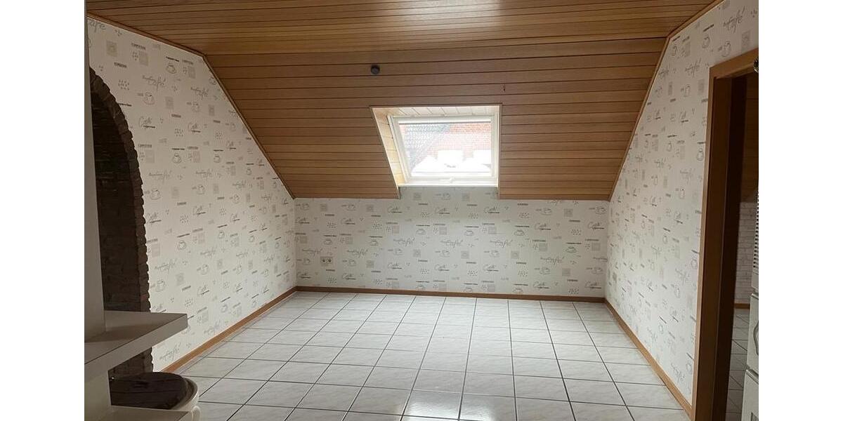 Dachgeschoßwohnung Bramsche - 4.5 Zimmer, 115 m&sup2;, 740&euro; | Angebot:26033140