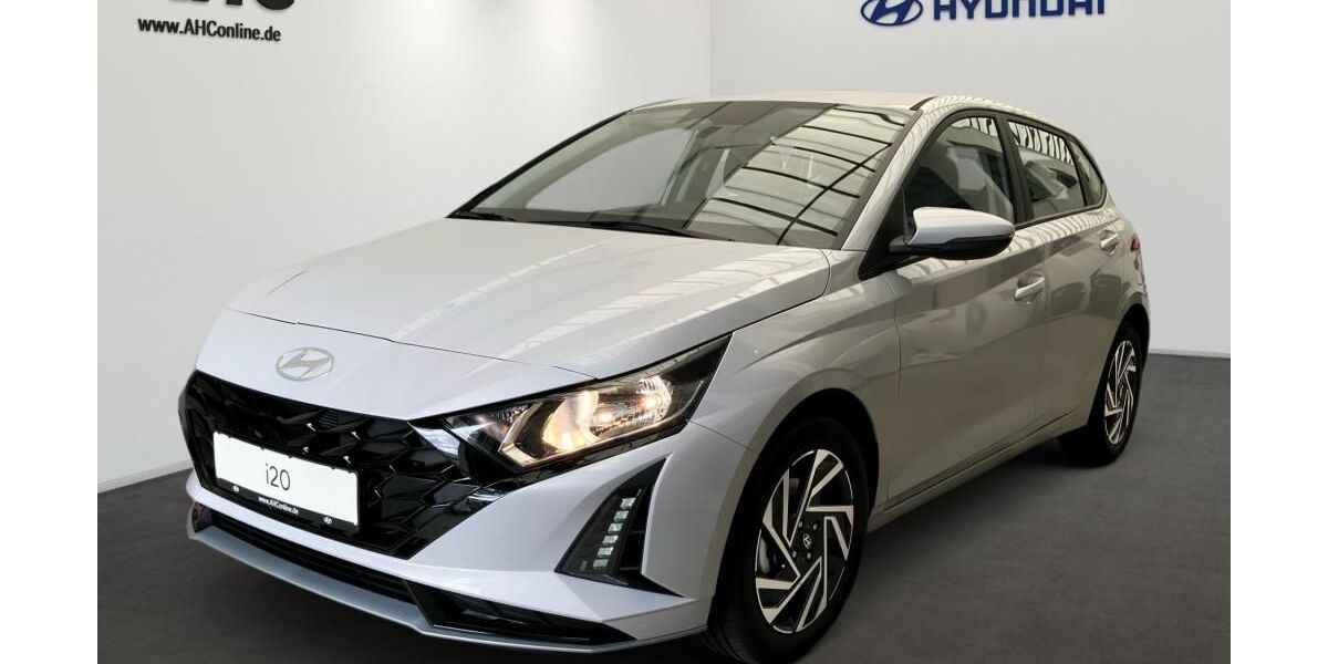Hyundai i20 5.000 km 21.390 &euro; Cottbus 03042