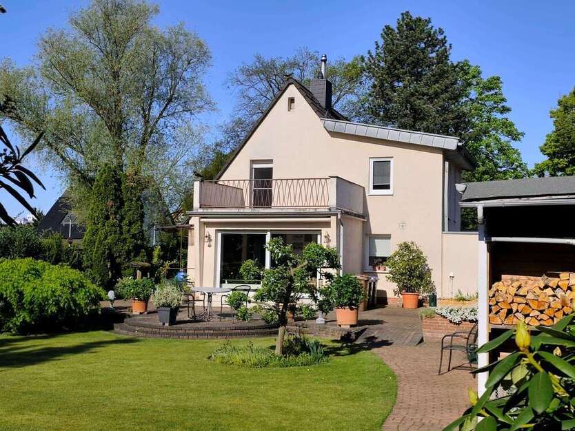 Haus zum Kaufen in Hilden 595.000 € 124.7 m²