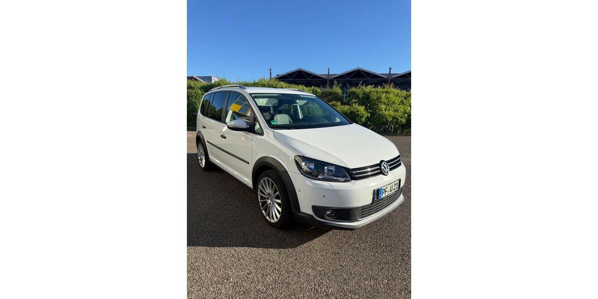 VW Touran 315.000 km 5.499 &euro; Neuenstadt am Kocher 74196