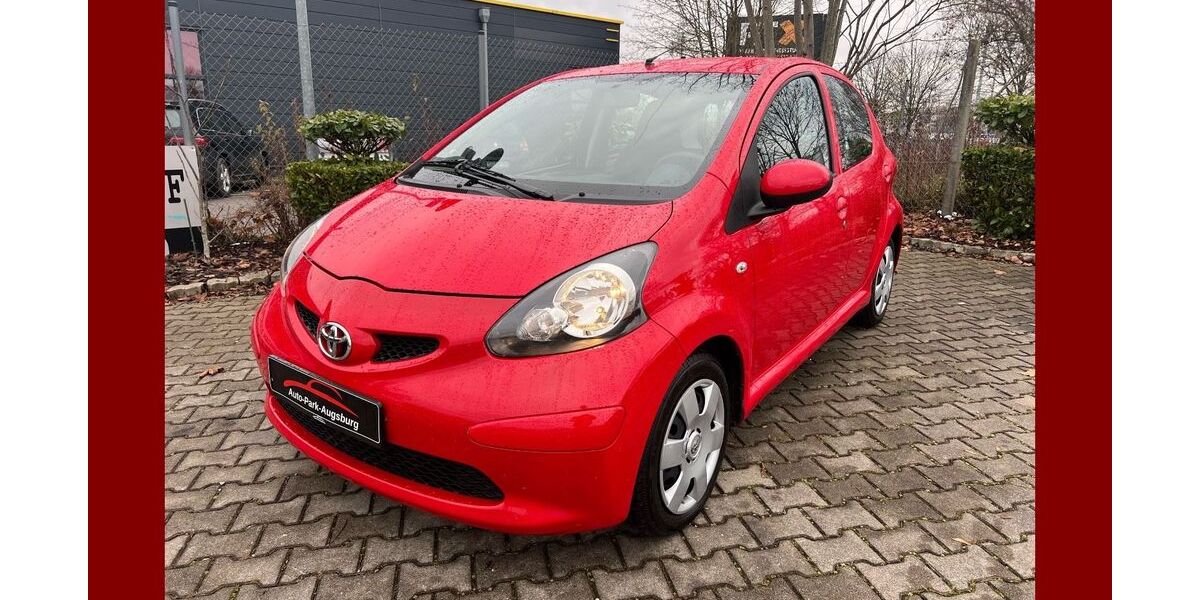Toyota Aygo (X) 99.850 km 3.680 &euro; Augsburg 86154