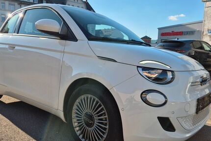 Fiat 500e 16.000 km 24.900 &euro; Chemnitz 09130