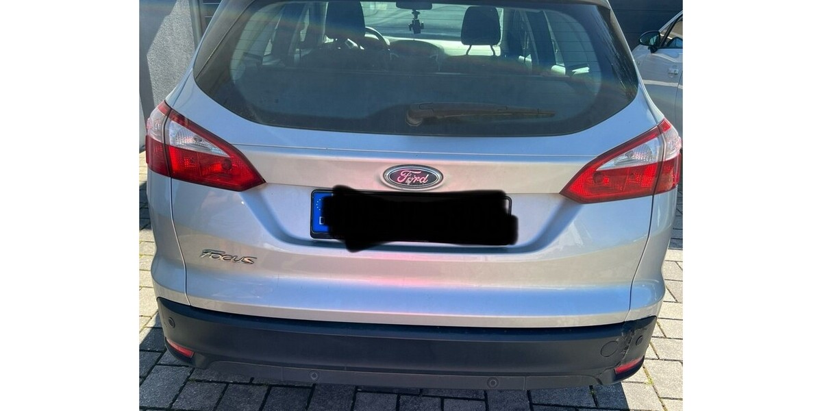 Ford Focus 191.000 km 3.200 € Kirchardt 74912