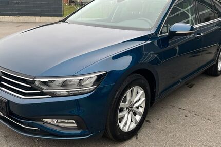 VW Passat Variant 96.325 km 21.999 &euro; Sonnen 94164