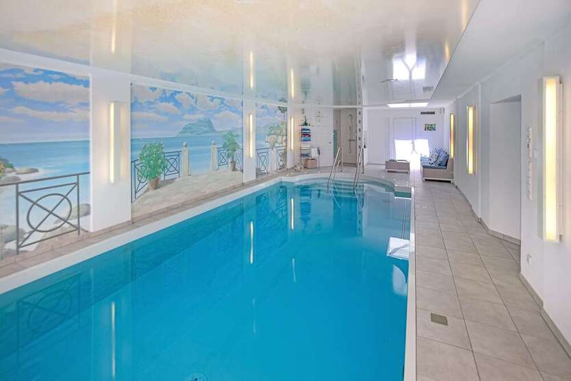 Haus zum Kaufen in Idstein 1.279.000 € 330 m²