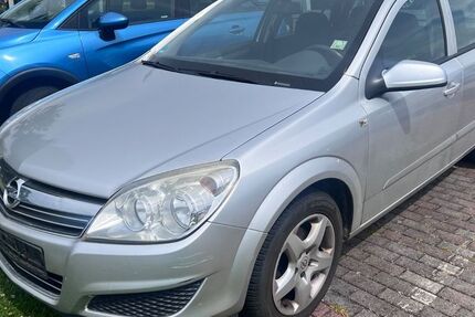 Opel Astra 189.000 km 2.190 &euro; Recklinghausen 45657