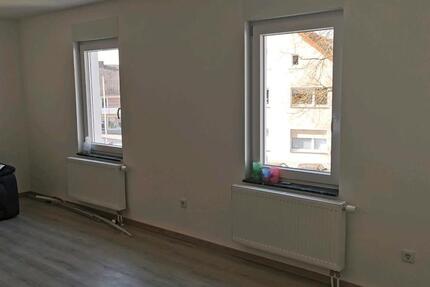 Wohnung Lage - 3 Zimmer, 82 m&sup2;, 790&euro; | Angebot:26301727