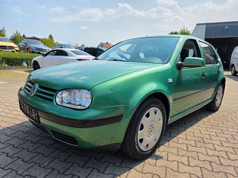 VW Golf 106.000 km 4.990 € Nordheim bei Heilbronn 74226