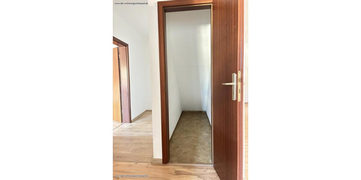 Dachgeschoßwohnung Annaberg-Buchholz Buchholz - 4 Zimmer, 101 m&sup2;, 475&euro; | Angebot:25340958