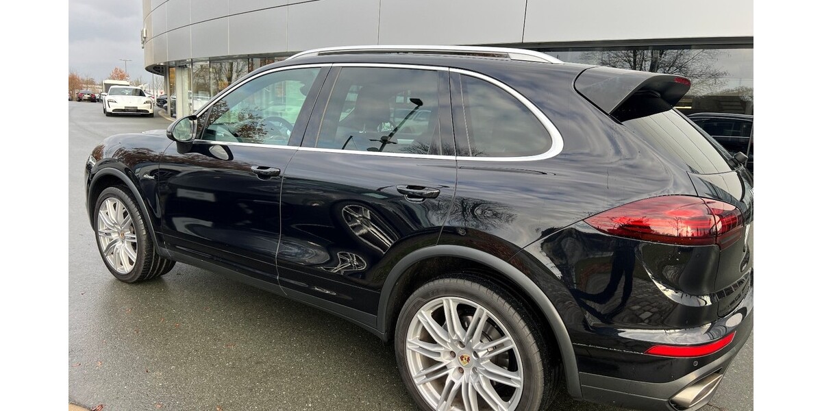 Porsche Cayenne 127.900 km 36.900 € Fürth 90744
