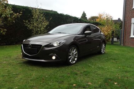 Mazda 3 185.000 km 8.900 &euro; NEUSS 41462