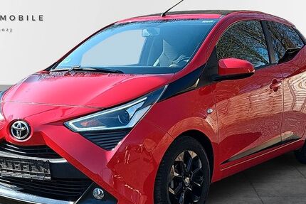 Toyota Aygo (X) 58.447 km 7.900 &euro; Troisdorf 53840